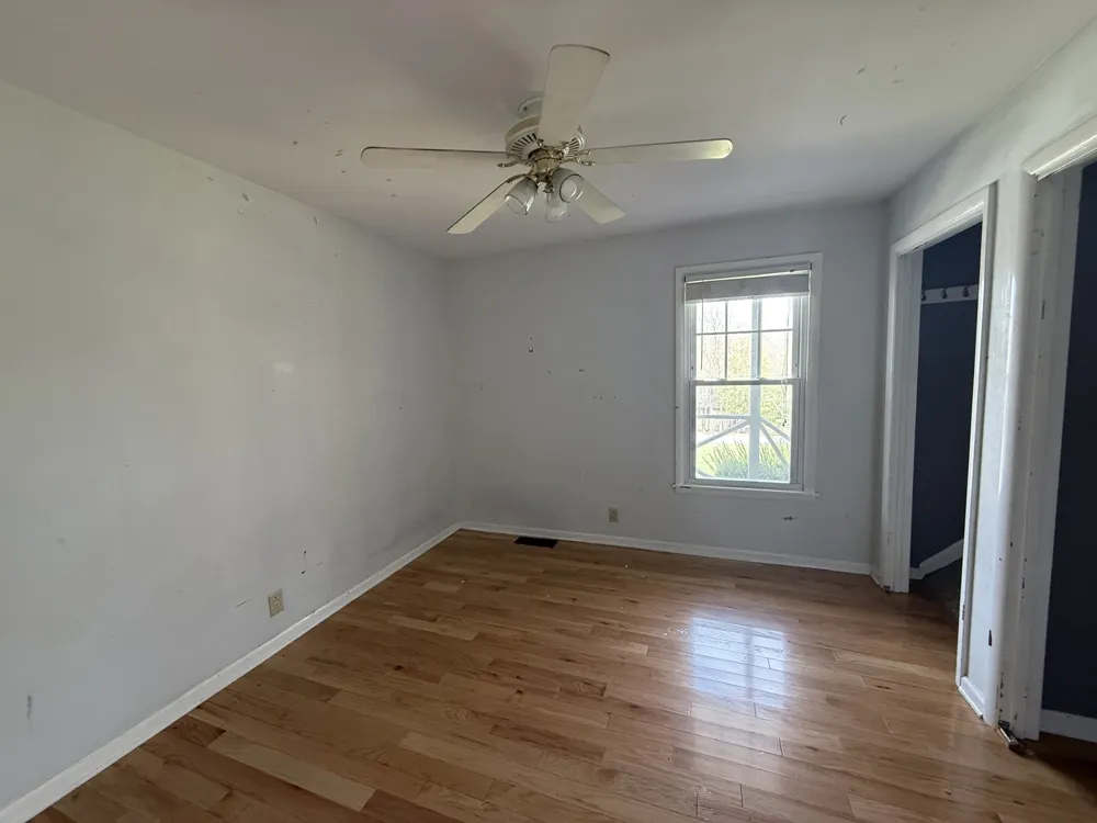 1004 Red Oak Dr Greenbrier, TN 37073