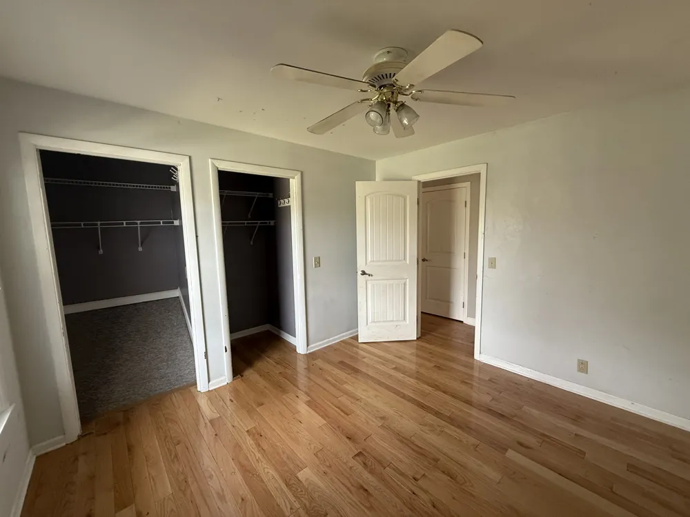 1004 Red Oak Dr Greenbrier, TN 37073