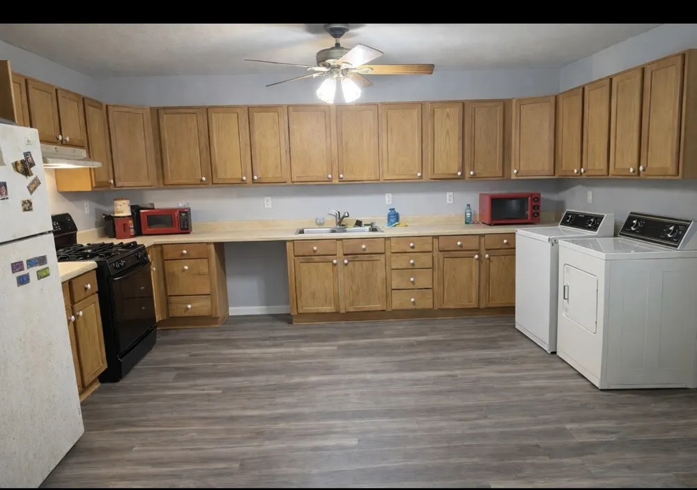 176 Buckner St Parsons, TN 38363
