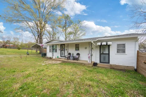 252 Luna St