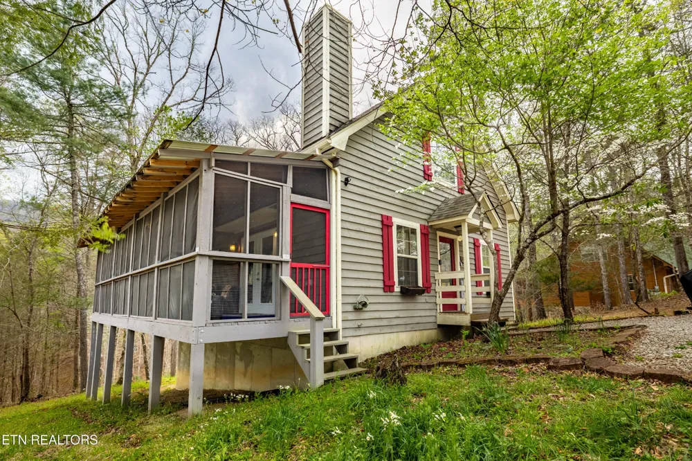 516 Clearwater Circle Townsend, TN 37882