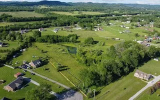 1024 Peak Dr Castalian Springs, TN 37031