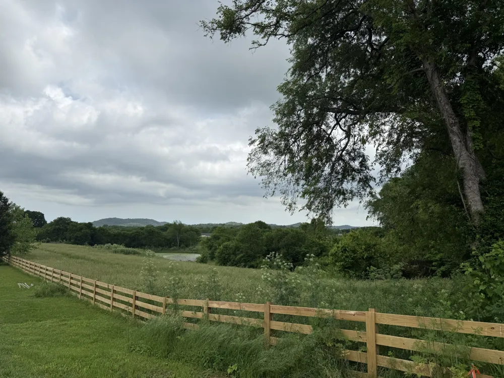 1024 Peak Dr Castalian Springs, TN 37031