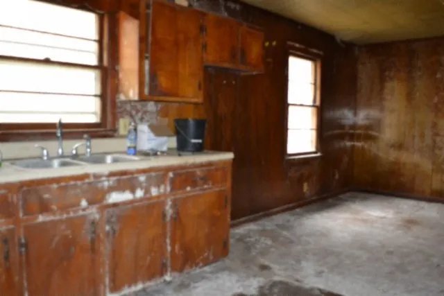 290 Hazel Huffines Ln Whitleyville, TN 38588