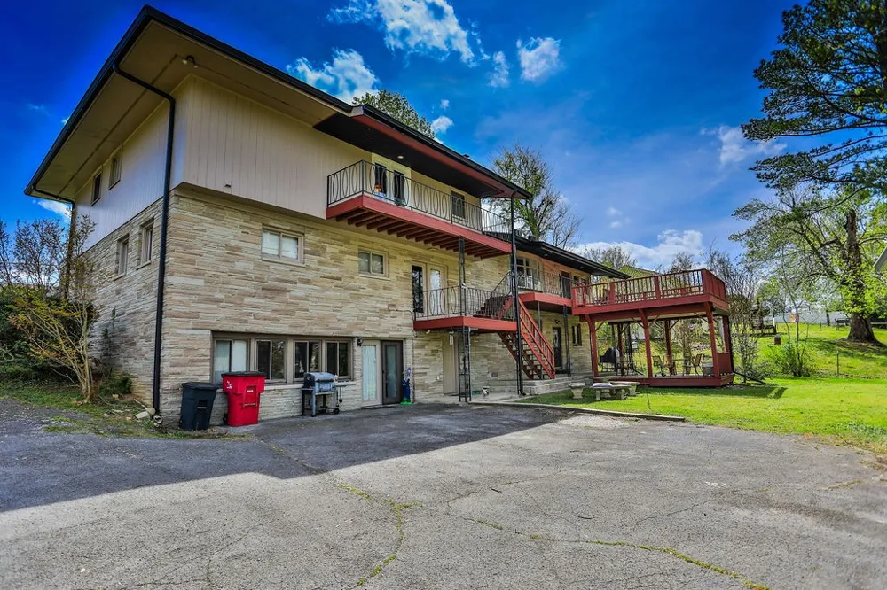 305 Myers Ter Carthage, TN 37030