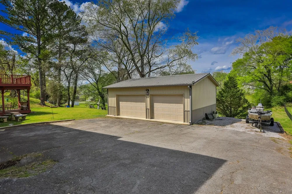 305 Myers Ter Carthage, TN 37030