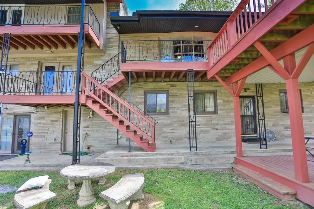 305 Myers Ter Carthage, TN 37030