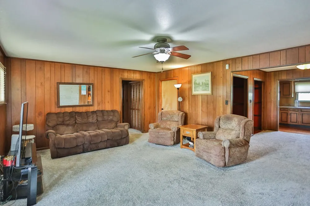 305 Myers Ter Carthage, TN 37030