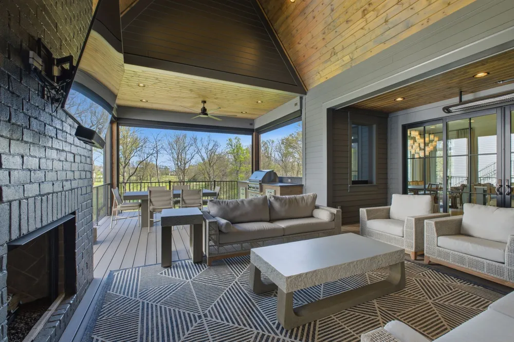 9048 Passiflora Ct College Grove, TN 37046