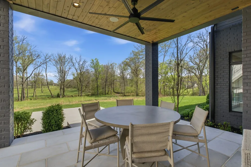 9048 Passiflora Ct College Grove, TN 37046