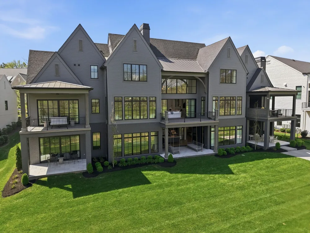 9048 Passiflora Ct College Grove, TN 37046
