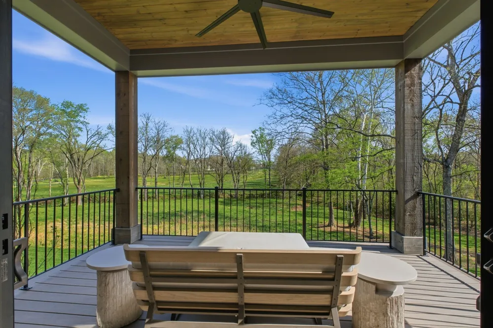 9048 Passiflora Ct College Grove, TN 37046