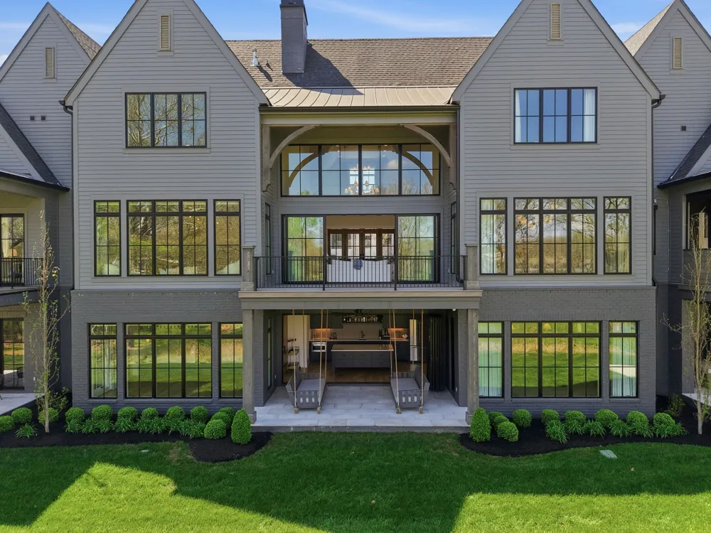 9048 Passiflora Ct College Grove, TN 37046
