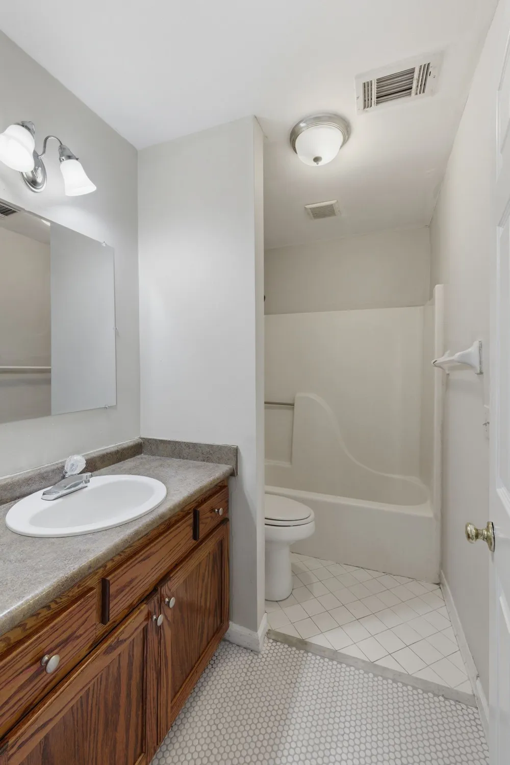 413 Oak Forge Dr Antioch, TN 37013