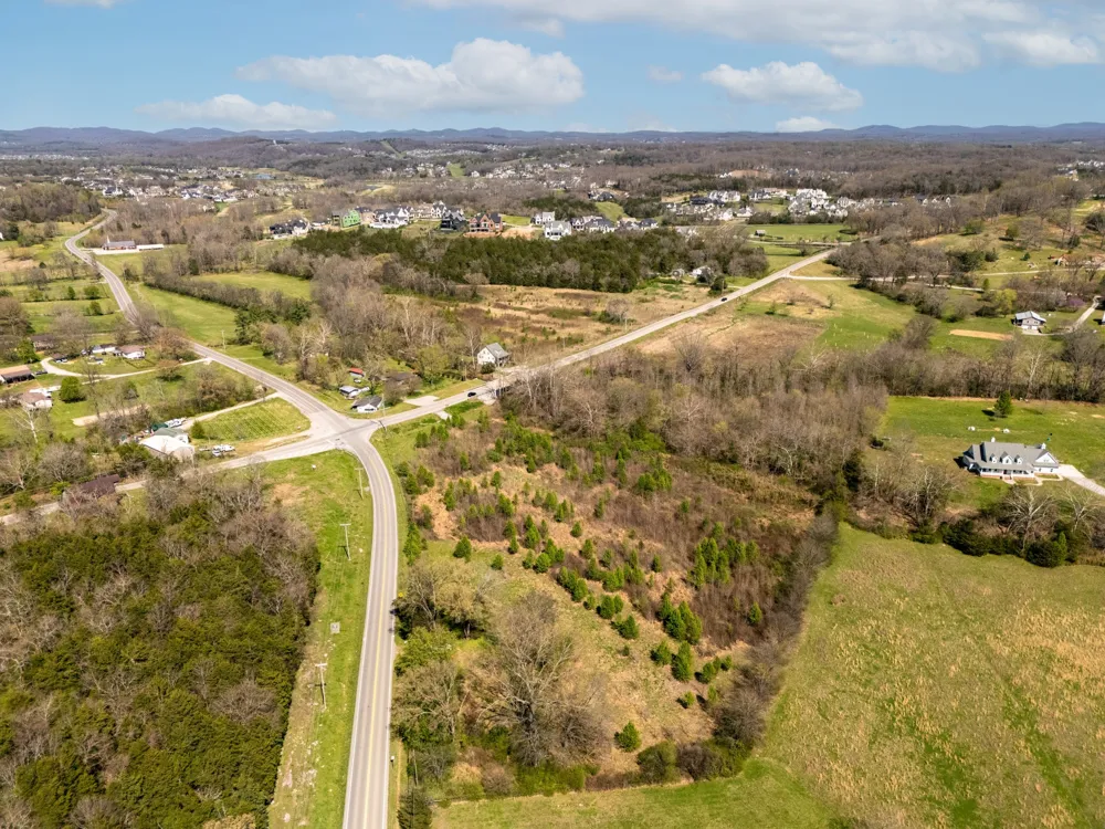 6610 Arno Allisona Rd College Grove, TN 37046