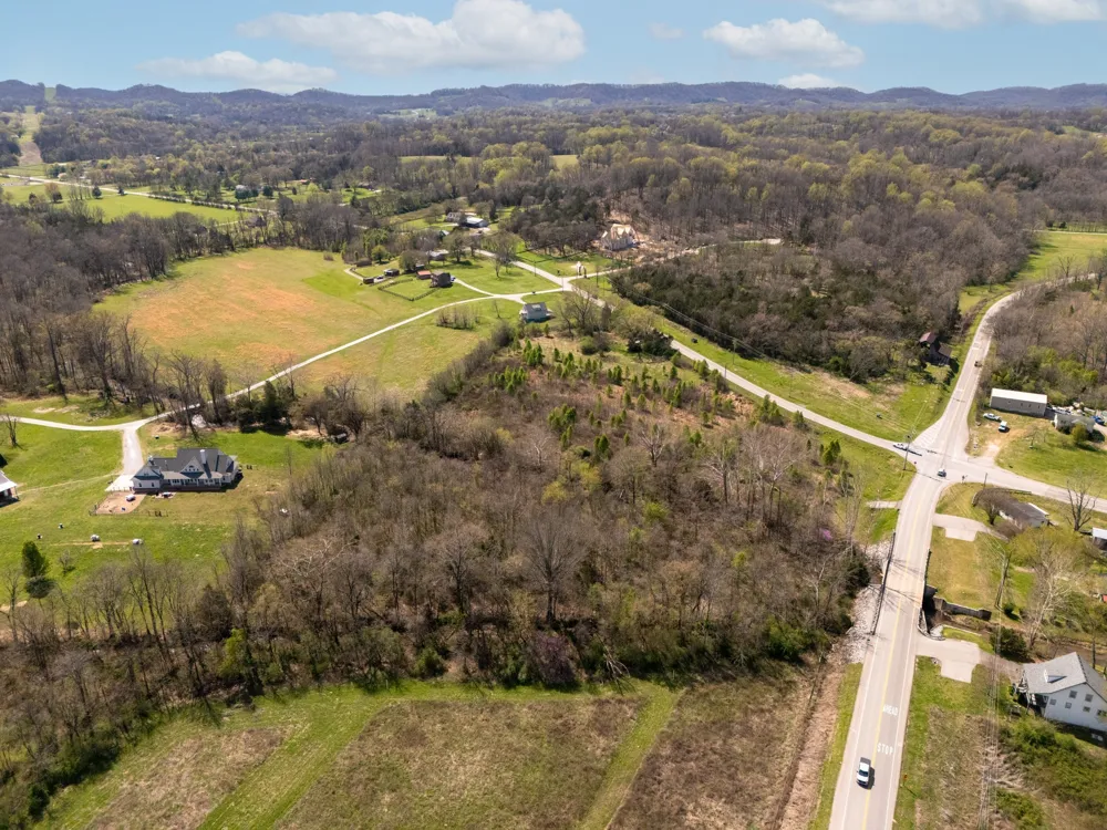 6610 Arno Allisona Rd College Grove, TN 37046