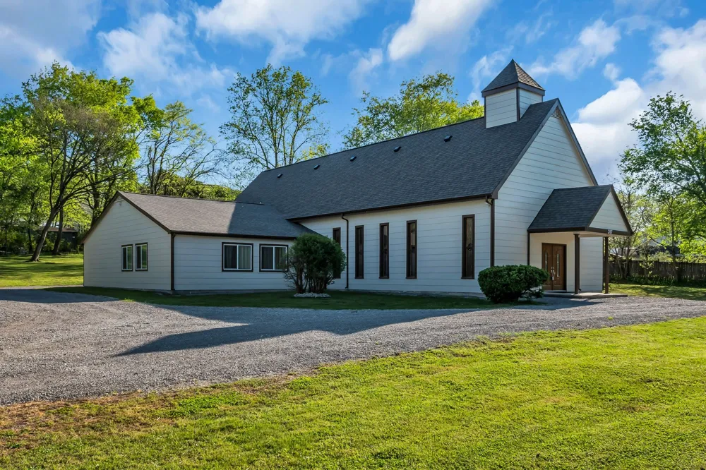 317 W Railroad St Petersburg, TN 37144