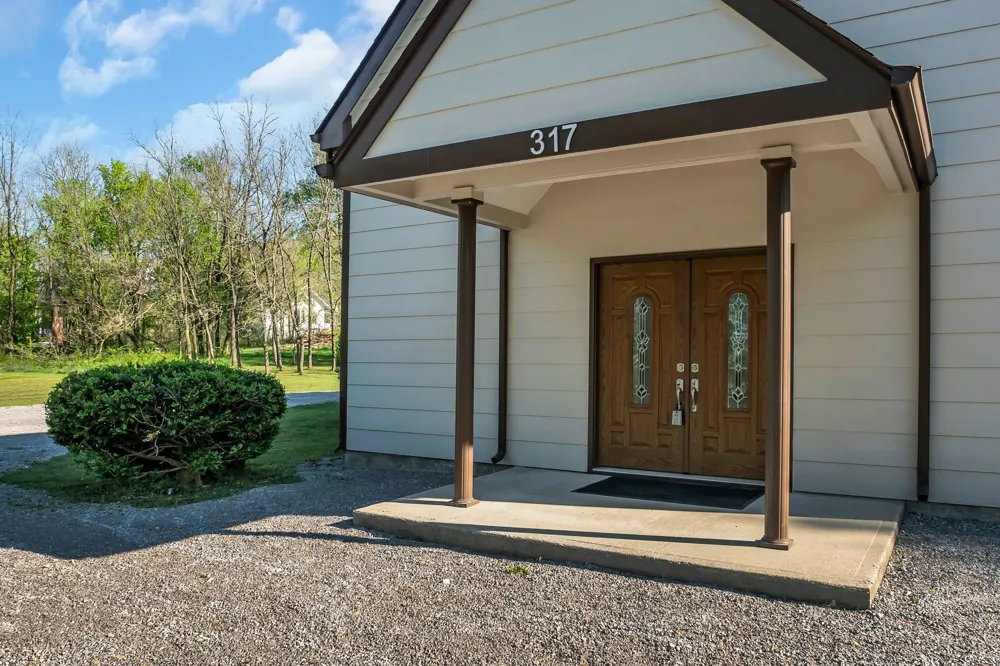 317 W Railroad St Petersburg, TN 37144
