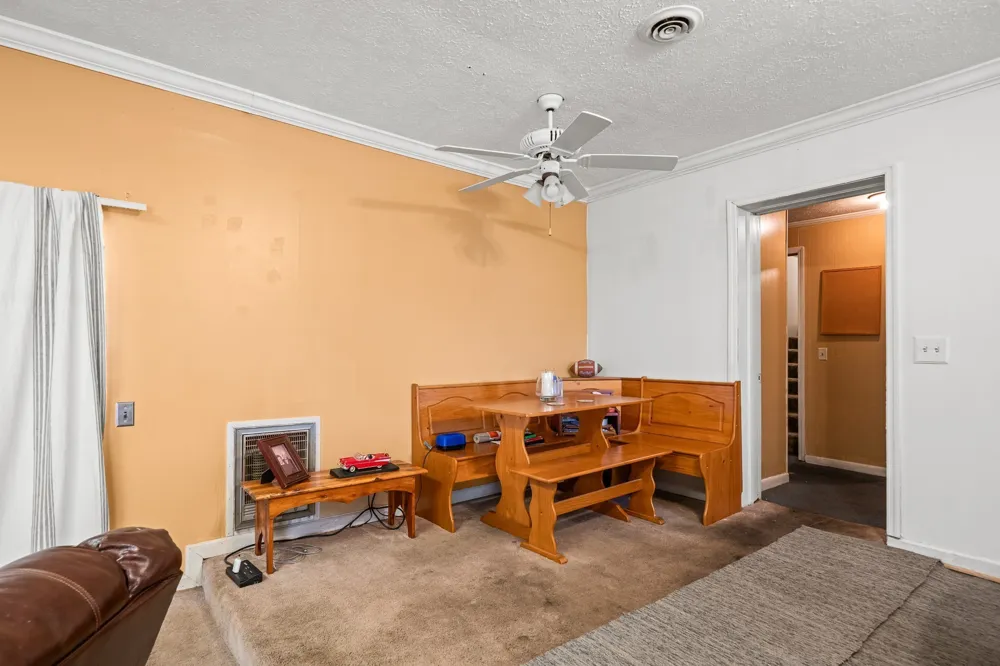 249 N Spring St Sparta, TN 38583