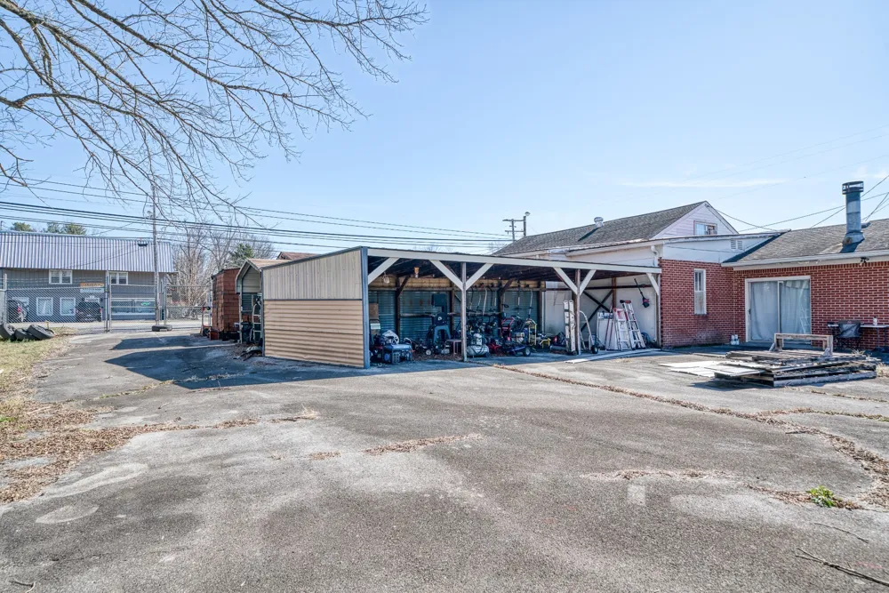 249 N Spring St Sparta, TN 38583