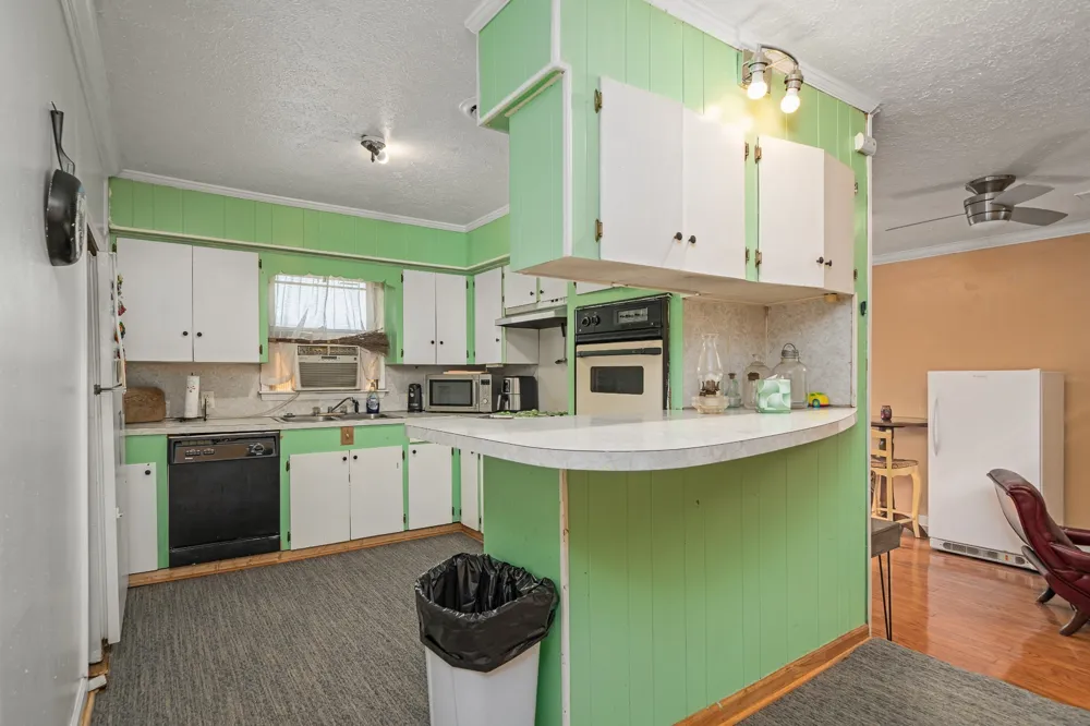 249 N Spring St Sparta, TN 38583
