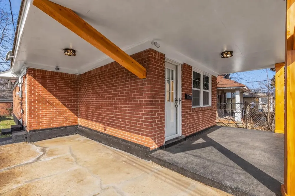 829 JOSEPHINE ST Memphis, TN 38114