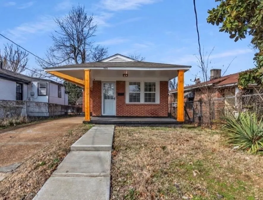829 JOSEPHINE ST Memphis, TN 38114
