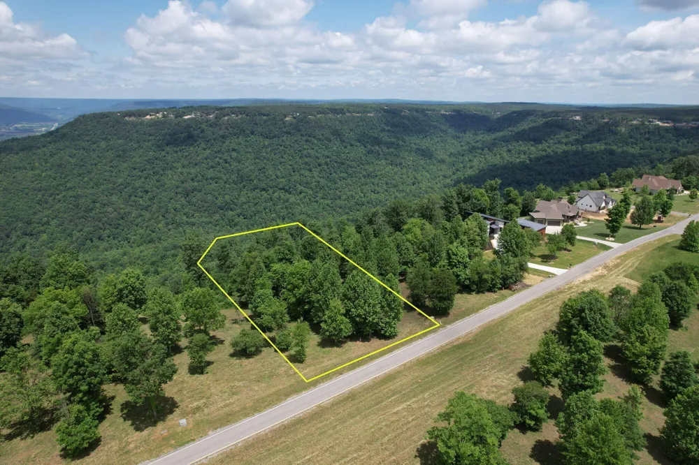 755 Sunset Circle Jasper, TN 37347