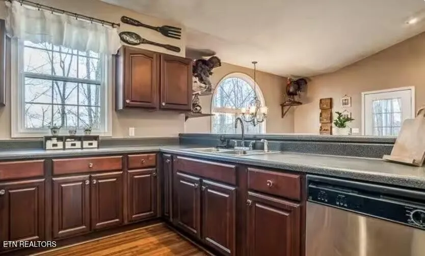 1565 Vista Drive Monterey, TN 38574