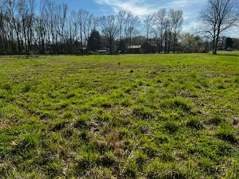 109 Neal St Huntland, TN 37345