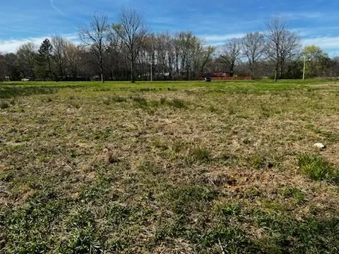 109 Neal St Huntland, TN 37345