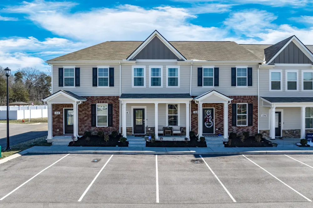 166 Grayson Cir Chapel Hill, TN 37034