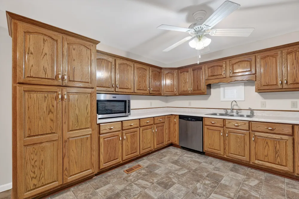 3086 Lewisburg Hwy Petersburg, TN 37144