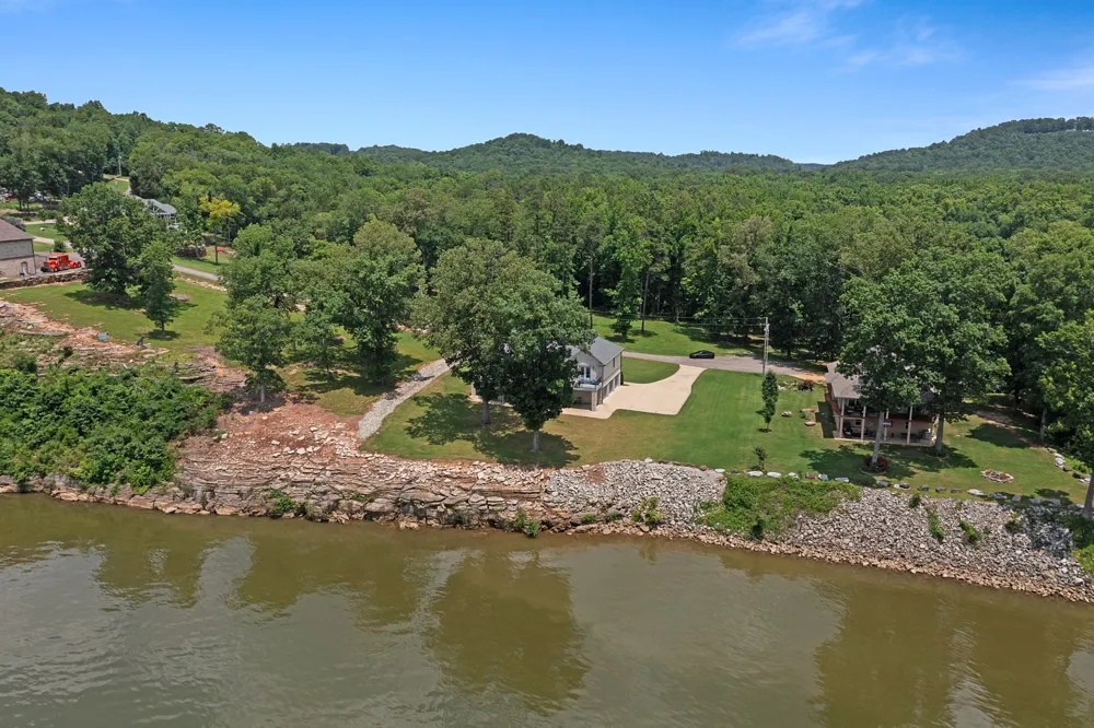 94 Mariah Ln Bath Springs, TN 38311