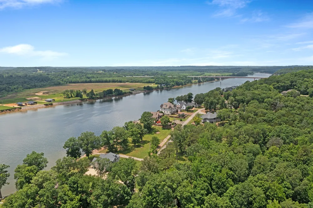 94 Mariah Ln Bath Springs, TN 38311
