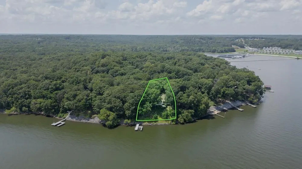 305 Keck Ln Buchanan, TN 38222