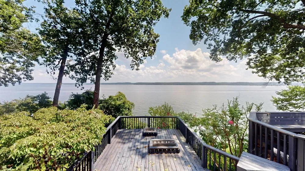 305 Keck Ln Buchanan, TN 38222
