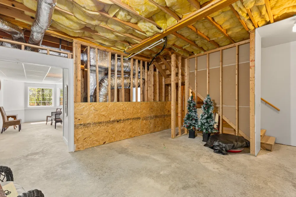 106 Meadowood Loop Burns, TN 37029