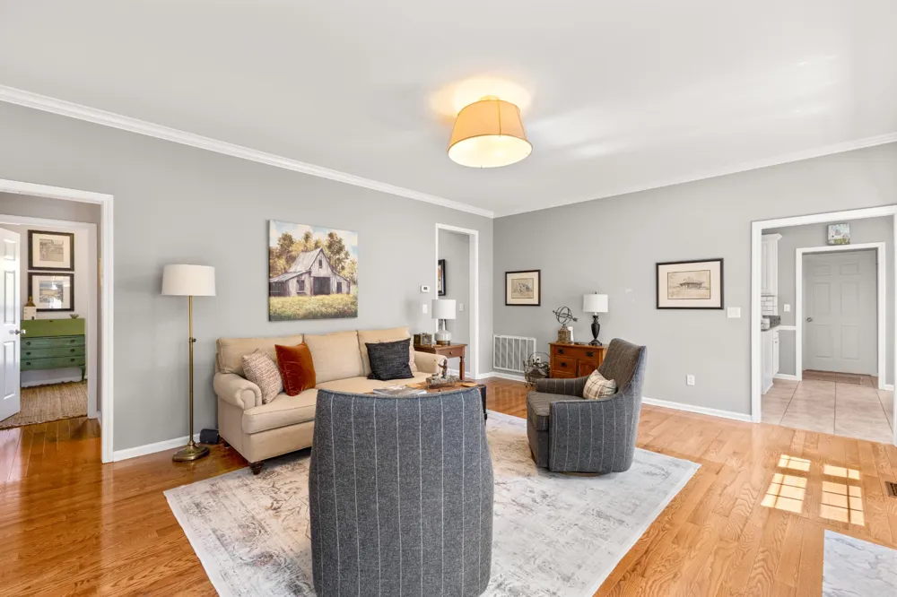 106 Meadowood Loop Burns, TN 37029