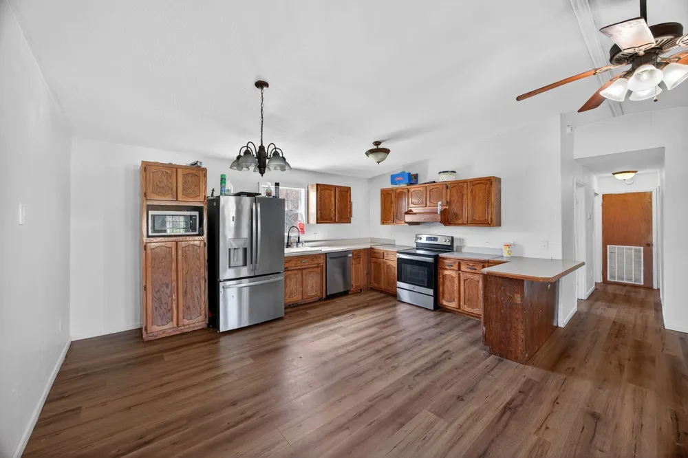 220 Pierce Ln Monterey, TN 38574