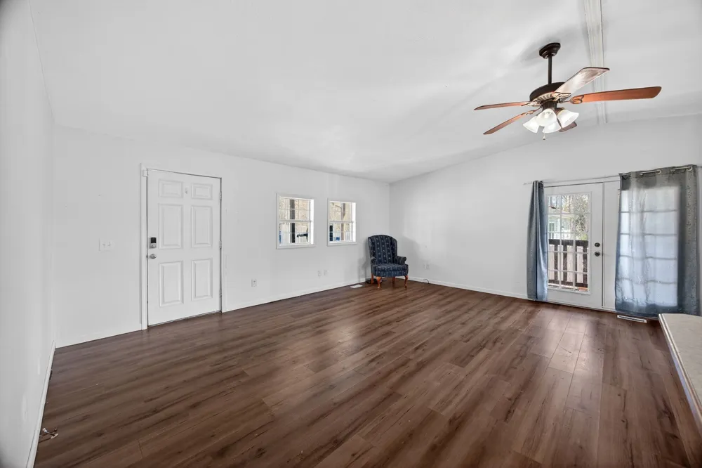 220 Pierce Ln Monterey, TN 38574