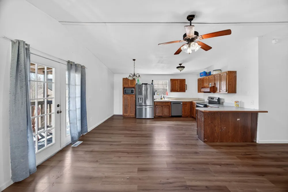 220 Pierce Ln Monterey, TN 38574