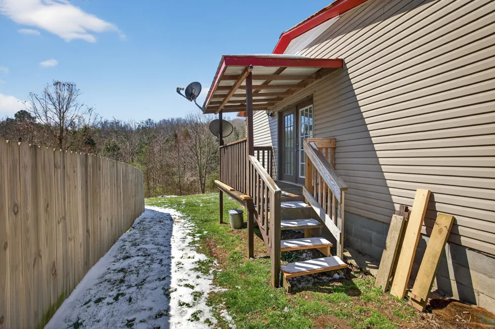 220 Pierce Ln Monterey, TN 38574
