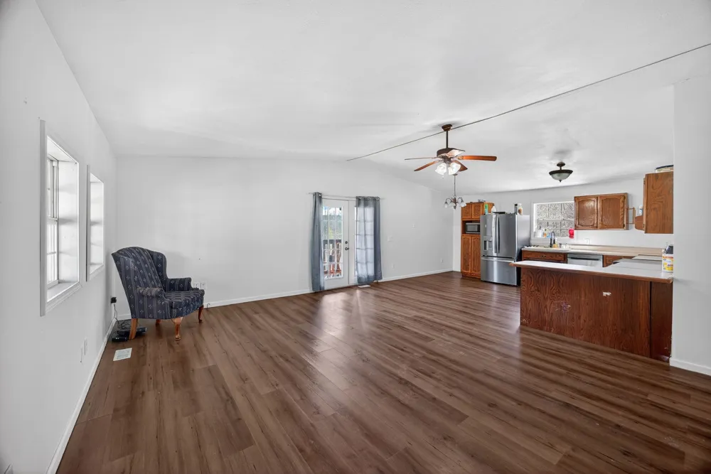 220 Pierce Ln Monterey, TN 38574