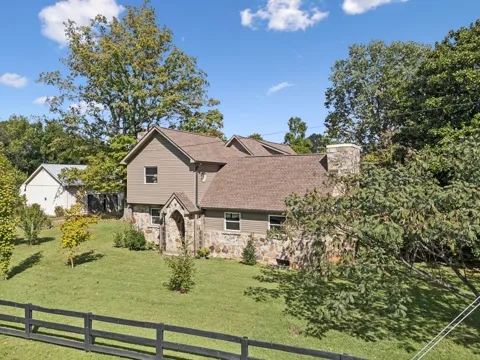 701 Hafner Rd