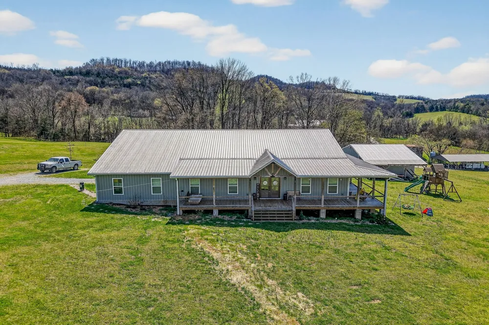 422 Alexandria To Dismal Rd Liberty, TN 37095