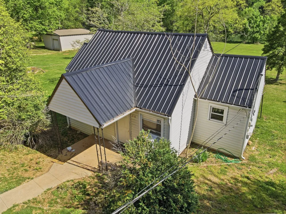 212 Westwood Dr McMinnville, TN 37110