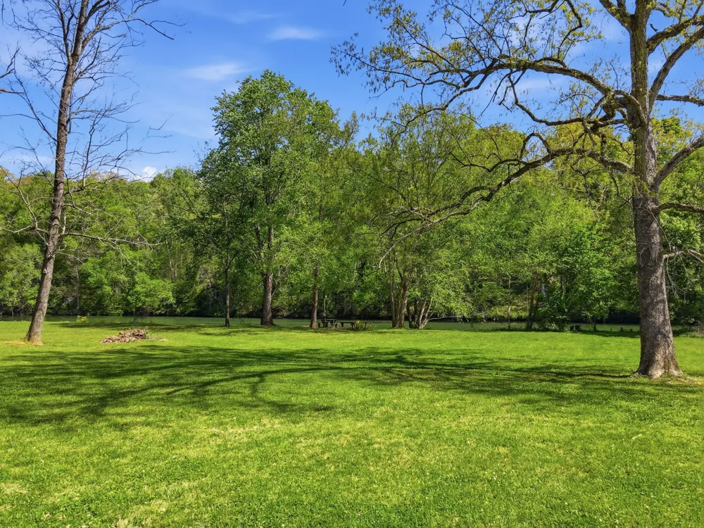 212 Westwood Dr McMinnville, TN 37110
