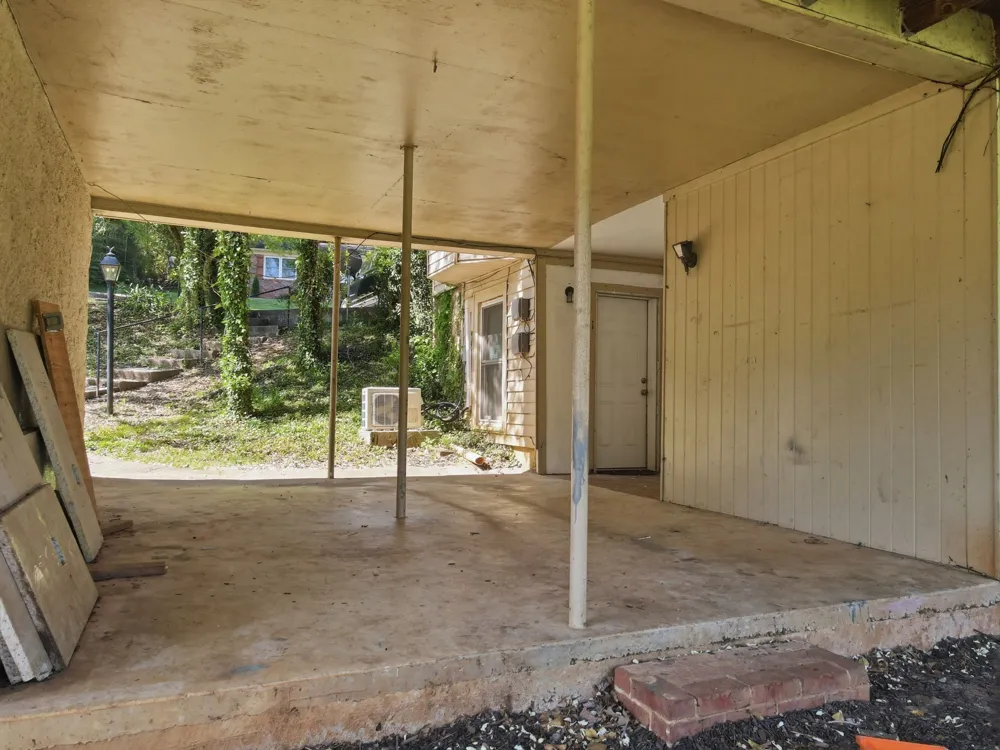 212 Westwood Dr McMinnville, TN 37110