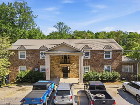 212 Westwood Dr